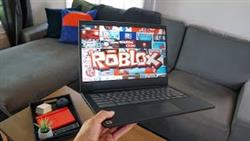 How much does roblox weigh on laptop
